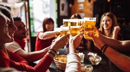 Οι Ευρωπαίοι παραμένουν οι μεγαλύτεροι πότες στον κόσμο