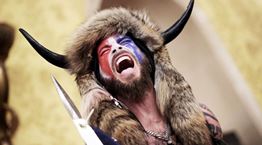 Hoaxes και θεωρίες συνωμοσίας, μία τακτική επιβίωσης