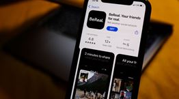 Κι αν το 2023 είναι η χρονιά του BeReal;