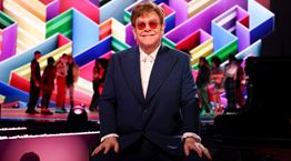Ο Elton John δεν είναι καθόλου καλά