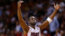 Οι Heat απέσυραν τη φανέλα του κορυφαίου Dwyane Wade