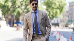 Η εκδίκηση του μπεζ κοστουμιού