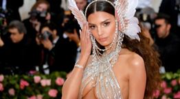 Emily Ratajkowski, η προκλητική ντίβα