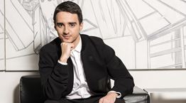 Το Lacoste Original είναι το άρωμα που εκφράζει την προσωπικότητά σου, σύμφωνα με τον Στρατή Χατζησταματίου