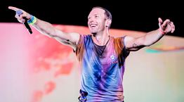 Είδαμε επιτέλους το πολυσυζητημένο βίντεο κλιπ των Coldplay