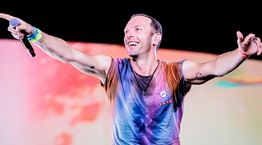 Δε χορταίνουμε να βλέπουμε αποσπάσματα από το βίντεο κλιπ των Coldplay στο Ηρώδειο