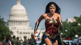 Η Wonder Woman είναι το χριστουγεννιάτικο δώρο μας