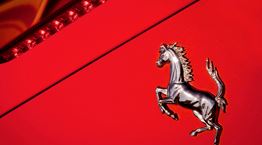 Από τη Ferrari στον οίκο Louboutin η οικογένεια Agnelli