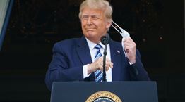 Donal Trump: Οι γιατροί "τα παίρνουν" για να καταγράφουν θανάτους από Covid-19