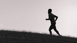 Τι θα συμβεί στο σώμα σου αν είσαι αγύμναστος και ξεκινήσεις να τρέχεις κάθε μέρα 5 χλμ.