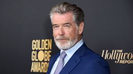 Το αψεγάδιαστο και κουλ στυλ του Pierce Brosnan