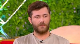 Νίκος Μπάρτζης σε ρόλο Δικαστή Dredd στο Love It