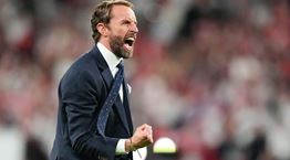 Σε άλλα νέα, ο σωσίας του Gareth Southgate είναι αστυνομικός στη Γερμανία