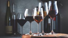 Οινόραμα και Βάκχες: Στην Αθήνα για κρασί