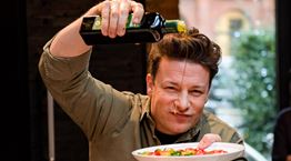 Το Food Fight Club των Jamie Oliver και Jimmy Doherty επιστρέφει