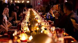 We deliver Joy: Τα πολυκαταστήματα attica εγκαινίασαν και φέτος την εορταστική περίοδο με ένα εντυπωσιακό Private Festive Dinner