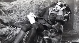 Όταν ο Oscar Wilde οδηγήθηκε στη φυλακή για απρέπεια