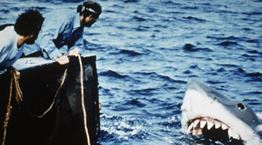 7 &#39;κουλά&#39; πράγματα για τα &#39;Σαγόνια του Καρχαρία&#39; που έγιναν 50 ετών