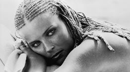 Πώς θα έμοιαζε το Instagram της Bo Derek αν το διαχειριζόμασταν εμείς