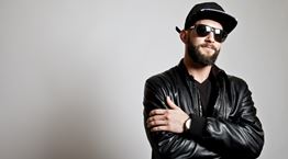 Αυτά που πρέπει να προσέχεις όταν αγοράζεις δερμάτινο μπουφάν