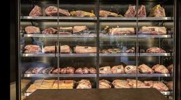 H La Meat Maison επικεντρώνεται στην αριστεία και την ποιότητα του κορυφαίου κρέατος