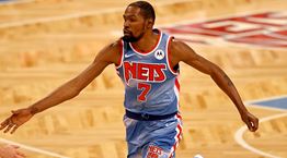 Πάντα κάτι τρέχει με τον Kevin Durant