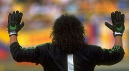 Ένας τερματοφύλακας ανάμεσα στα καρτέλ