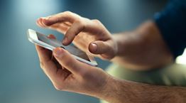 Το FBI προειδοποιεί τους χρήστες Android και iPhone