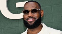 Σε άλλα νέα, ο LeBron James έγινε podcaster