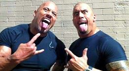 Τίποτα ιδιαίτερο απλά ο The Rock κάνει δώρο-έκπληξη στον κασκαντέρ του ένα φορτηγό