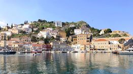 Στην Ύδρα, το laissez-faire έχει γίνει φιλοσοφία διακοπών