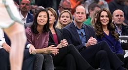 Πρίγκιπας William και Kate Middleton είδαν από κοντά τους Boston Celtics