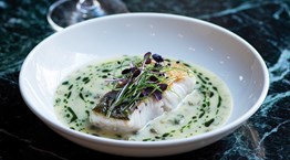 Μπακαλιάρος που μιλά στη γλώσσα των καλοφαγάδων