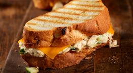 Το πιο ενδιαφέρον σάντουιτς με τόνο