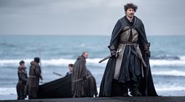 5 νέες σειρές και ταινίες για να λιώσεις αυτό το σαββατοκύριακο