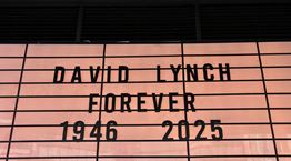 Στο Cinobo Πατησίων, θα βρεις μία ειδική προβολή για να τιμήσεις σωστά τη μνήμη του David Lynch
