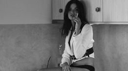 Τζένη Καζάκου, μία &#39;σκοτεινή&#39; πριγκίπισσα στην ελληνική τηλεόραση