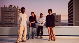 6 ζευγάρια παπούτσια που θα σε πάνε παντού αυτό το καλοκαίρι