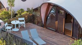 H Domes υποδέχεται το 91 Athens Riviera, The Resort