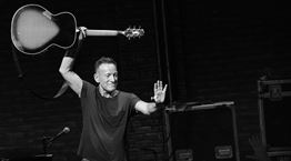 Η νέα, μουσική πρωτιά του Bruce Springsteen