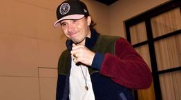 Το &quot;άλλο&quot; bomber jacket του Brooklyn Beckham