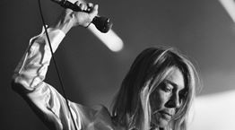 7 facts που ίσως δε γνώριζες για την Kim Gordon