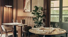 Γαστρονομικές εμπειρίες και δείπνο Αγίου Βαλεντίνου στο Makris Athens by Domes