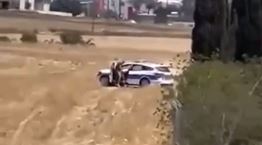 Αστυνομικοί στην Κύπρο κάνουν σεξ σε περιπολικό εν ώρα υπηρεσίας (βίντεο)