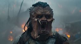 O &#39;Κυνηγός&#39; επιστρέφει στη νέα ταινία &#39;Predator: Badlands&#39; (trailer)