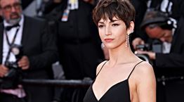 Η επικίνδυνη θηλυκότητα της Ursula Corbero