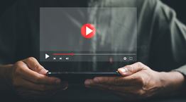 Xρήστες YouTube αναγκάζονται να βλέπουν διαφημίσεις για ώρες