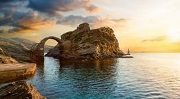 Αυτό είναι το κυκλαδίτικο νησί με την 'ήρεμη μαγεία', σύμφωνα με διεθνές μέσο