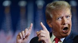 Πώς ο Donald Trump έγινε ο εφιάλτης των κορυφαίων Αμερικανών CEOs