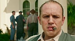 Τα αληθινά πρόσωπα πίσω από το Capone με τον Tom Hardy
